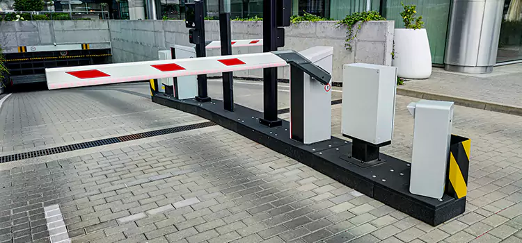 Custom Gate Design & Integration Chino